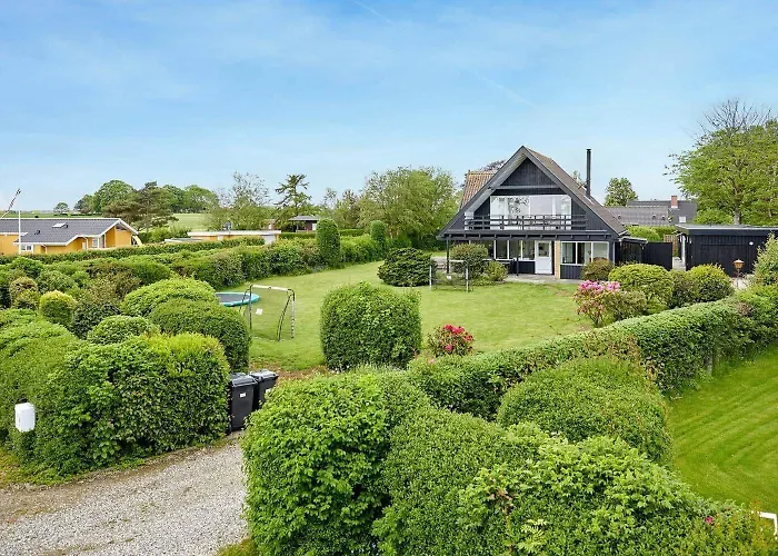 30582-odder-dyngby-havvej-66 *